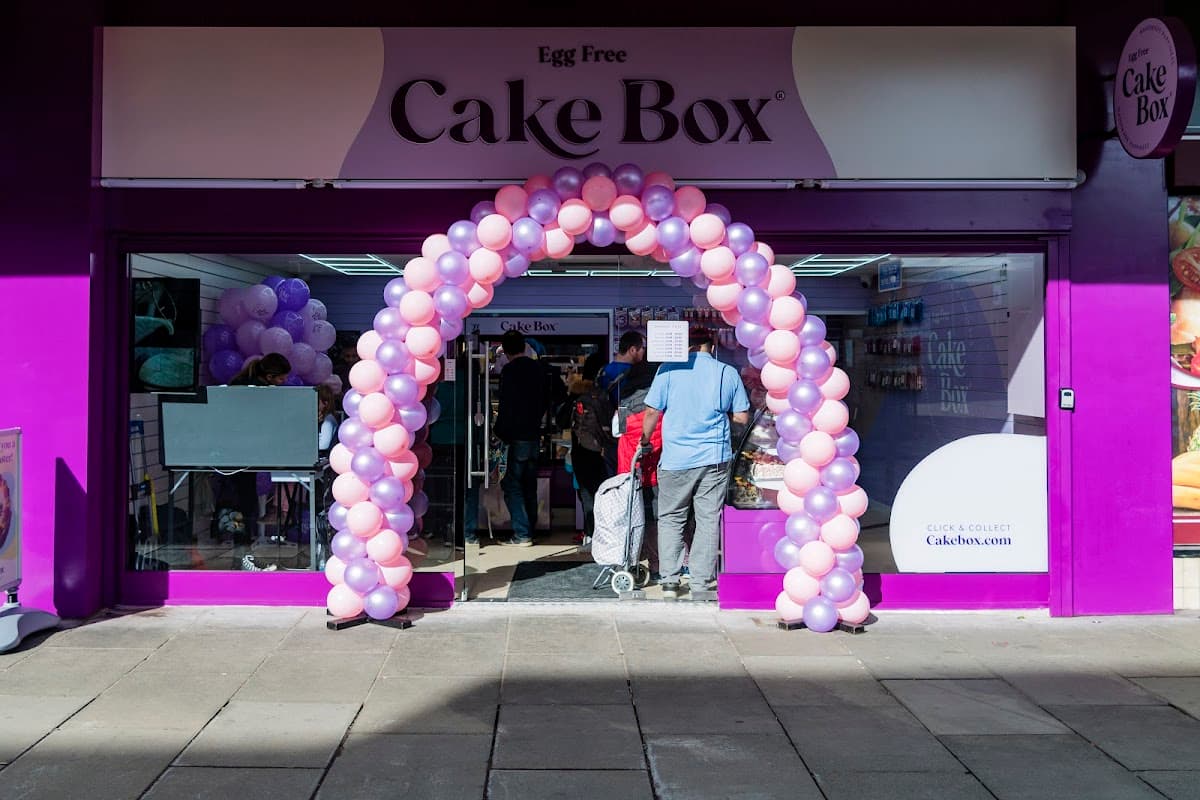 Wedding cake by Cake Box Edinburgh (Gorgie Rd)