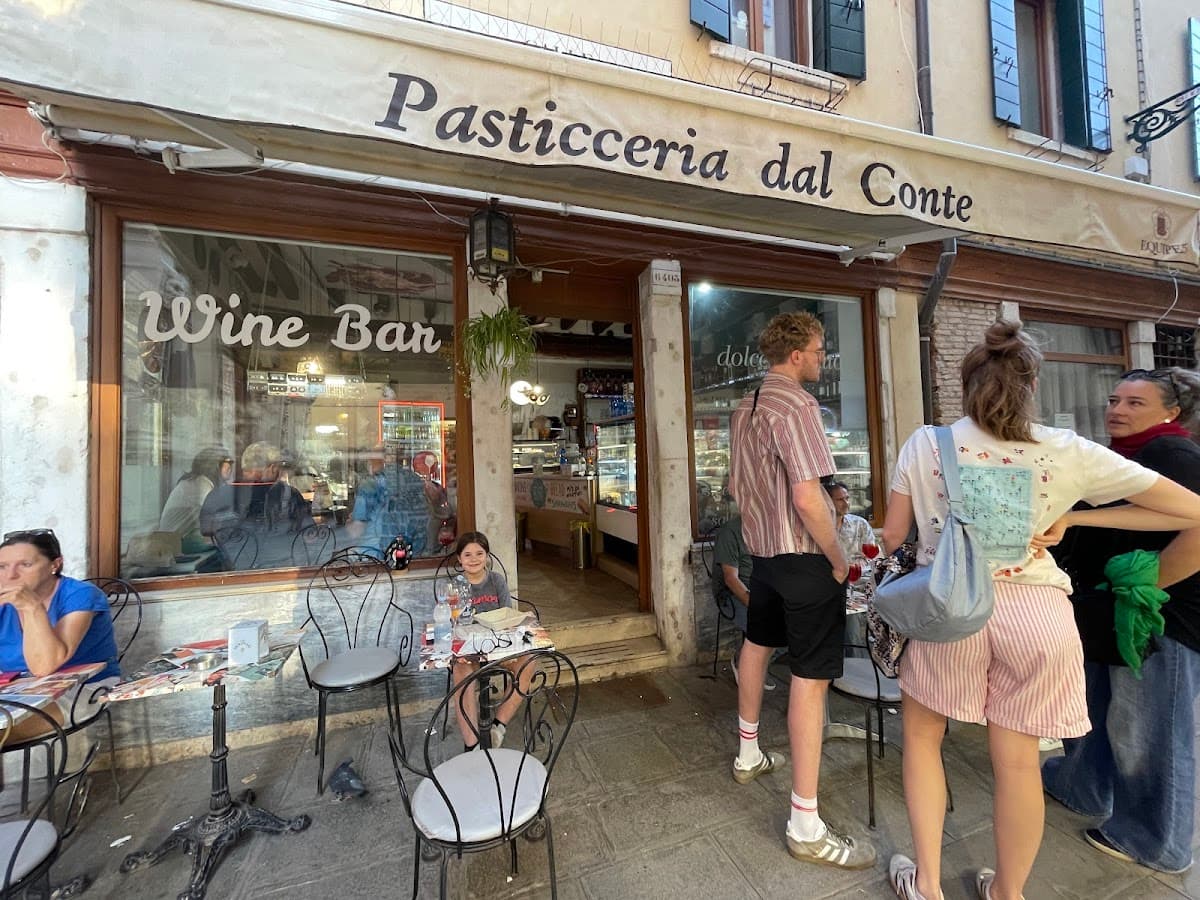 Wedding cake by Pasticceria Dal Conte