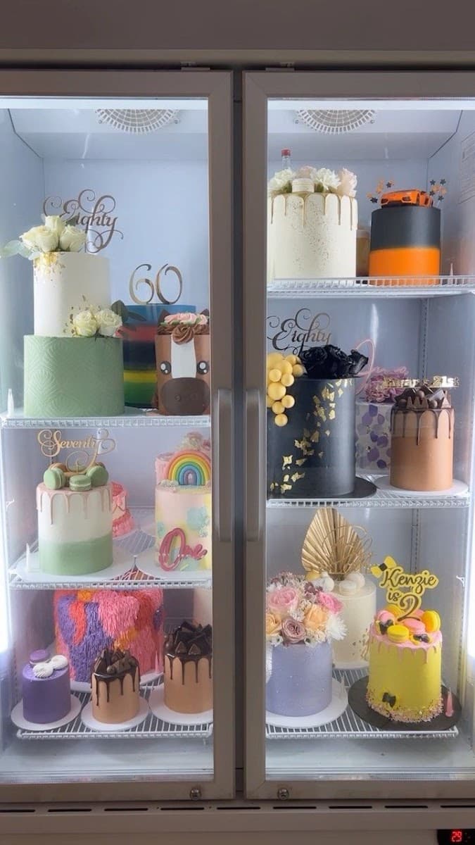 Wedding cake by Cake Makers Lahore | Custom Cakes & Cupcakes