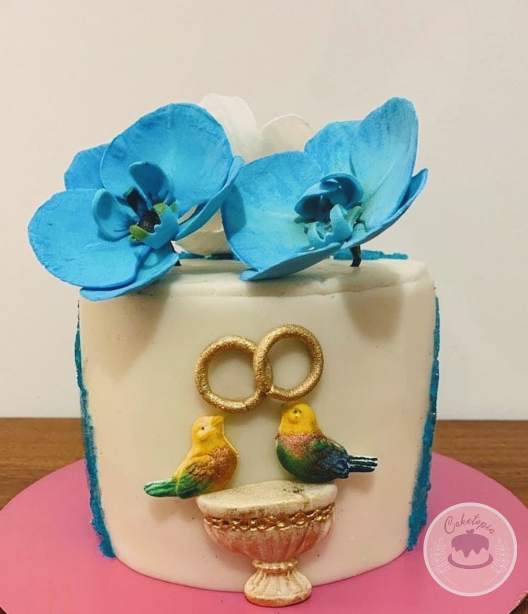 Wedding cake by Caketopia