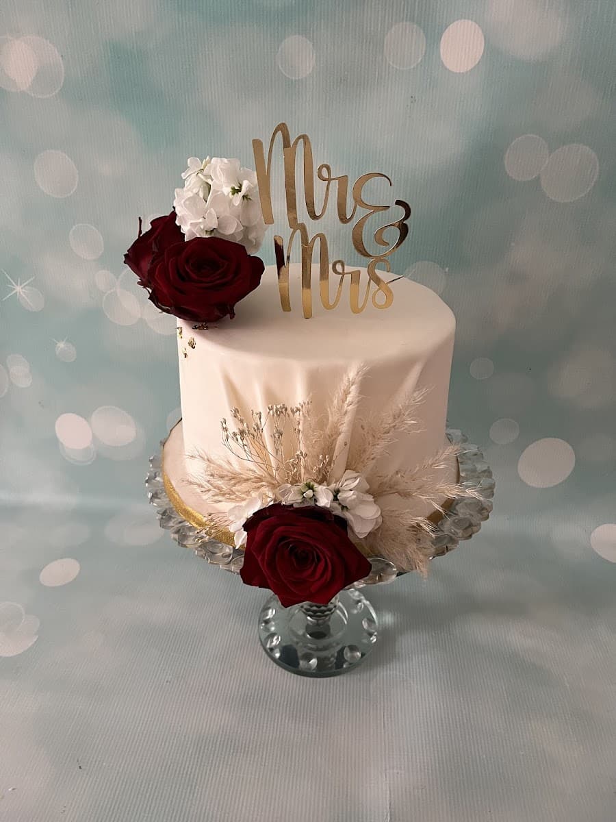 Wedding cake by Claire's