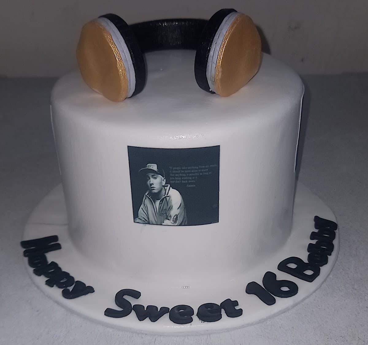 Wedding cake by Cupcake Fairy South Africa in Johannesburg, ZA