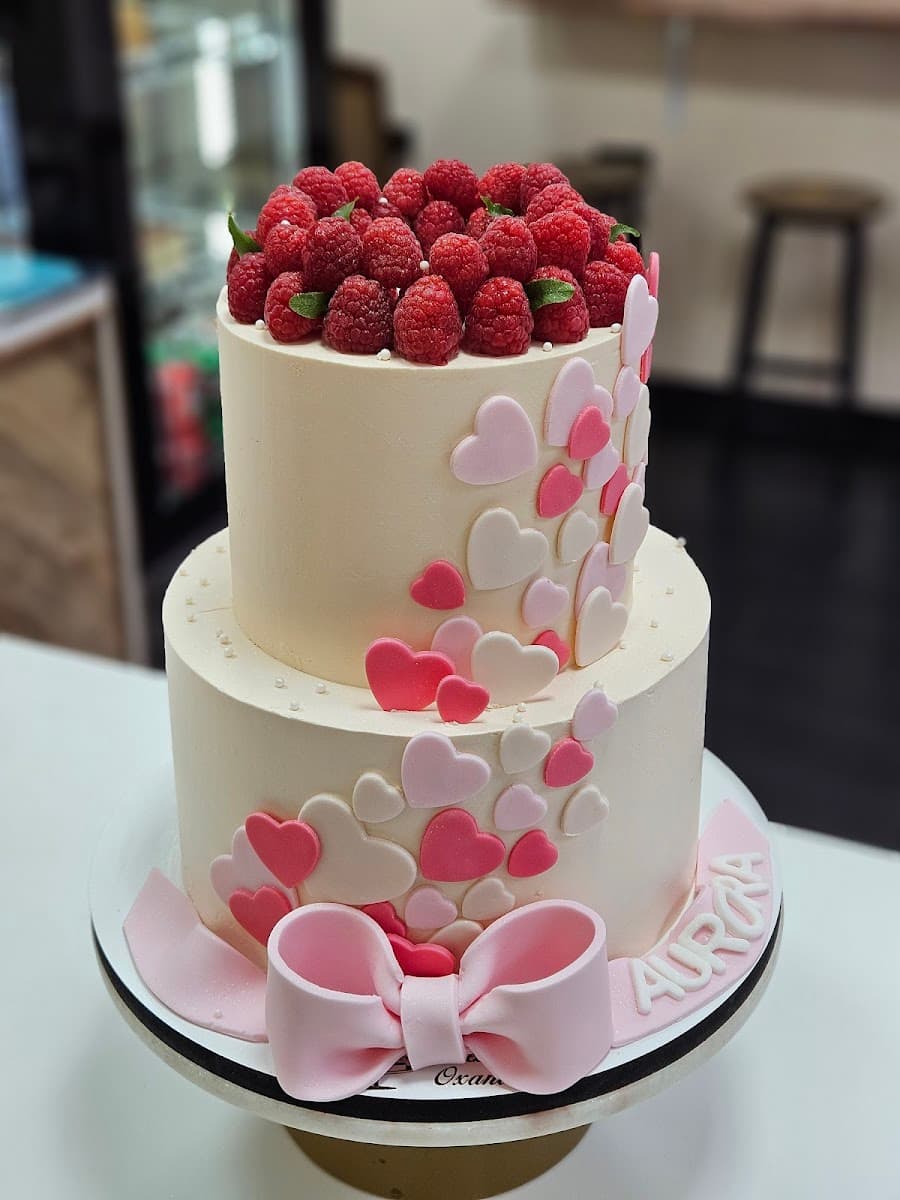 Wedding cake by Cakes by Oxana