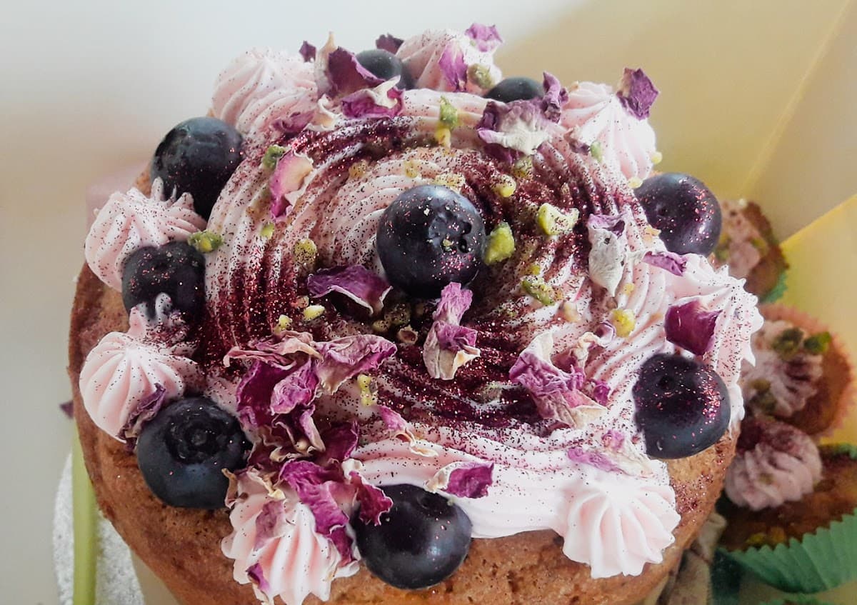 Wedding cake by Sweet Justice Cakes by Mitty