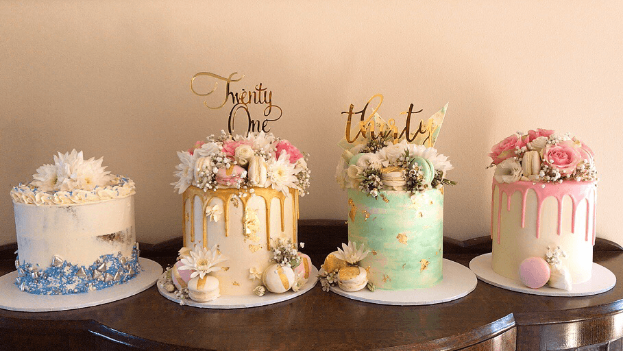 Wedding cake by Cakes by Simone