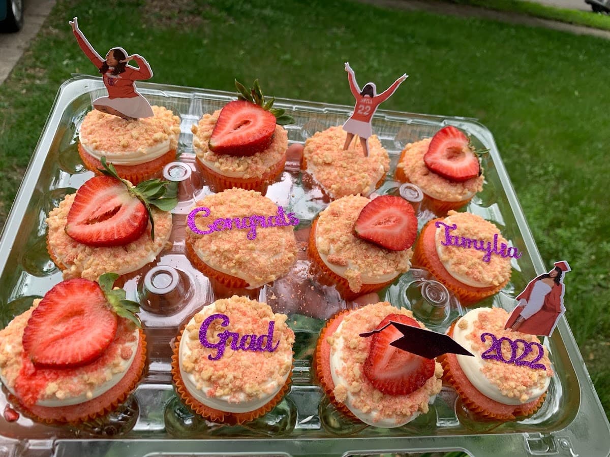 Wedding cake by Amor Sweetz