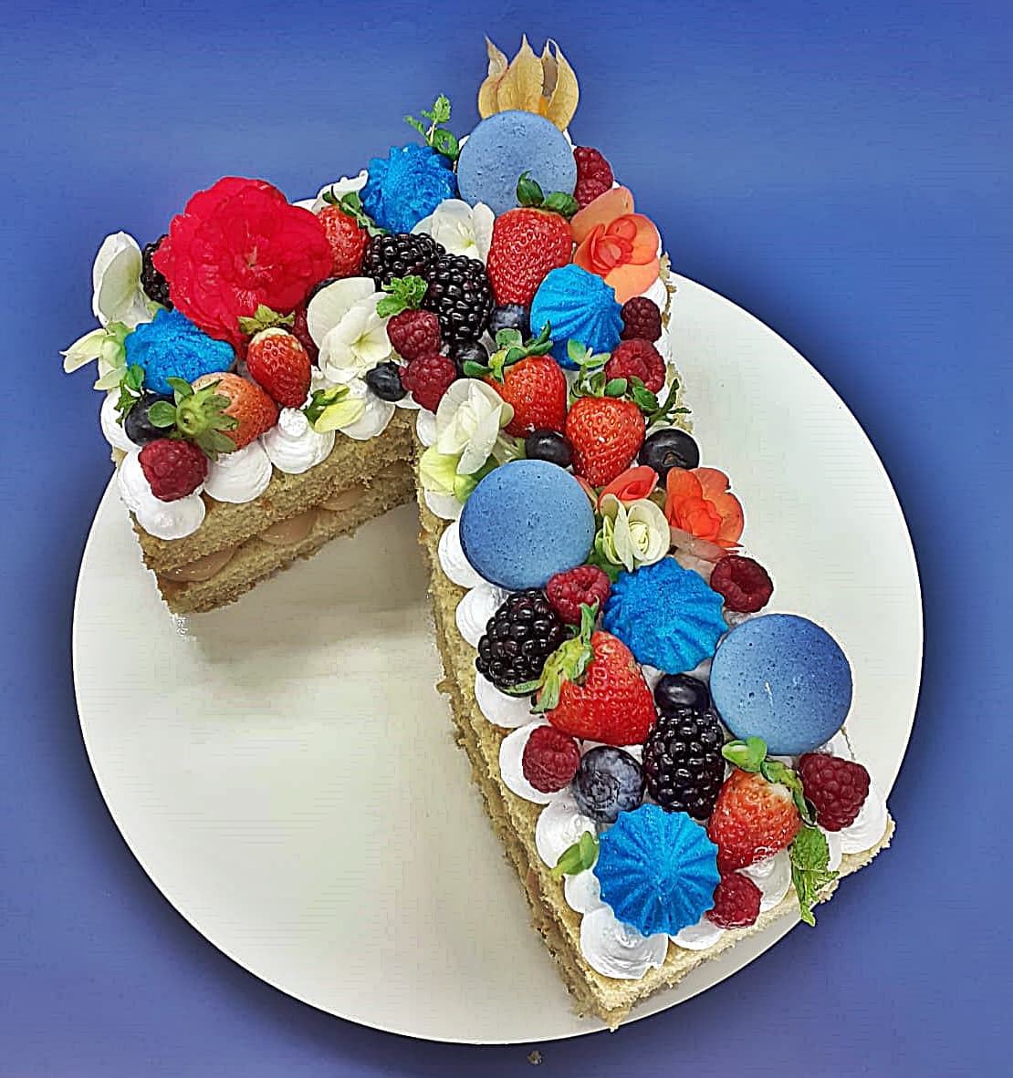 Wedding cake by Dolce Via Confeitaria