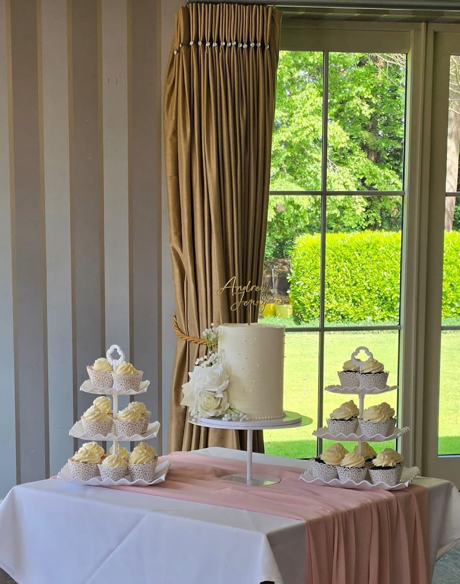 Wedding cake by Hadas Cake Creations