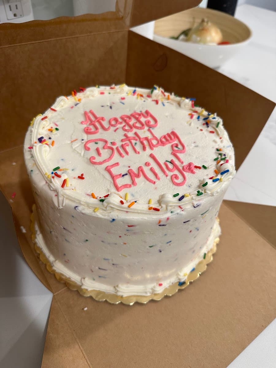 Wedding cake by I Want Moore Bakery