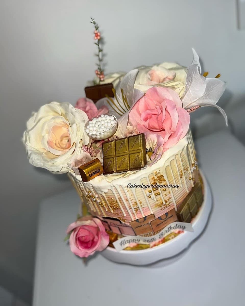 Wedding cake by Cakes by Jerilyn Mariee