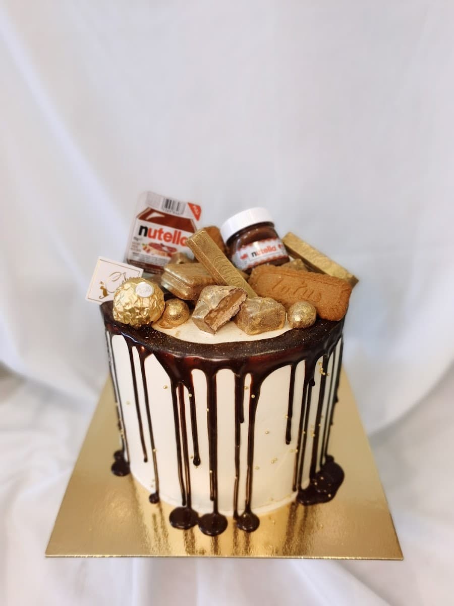 Wedding cake by iCake in Melbourne, VIC
