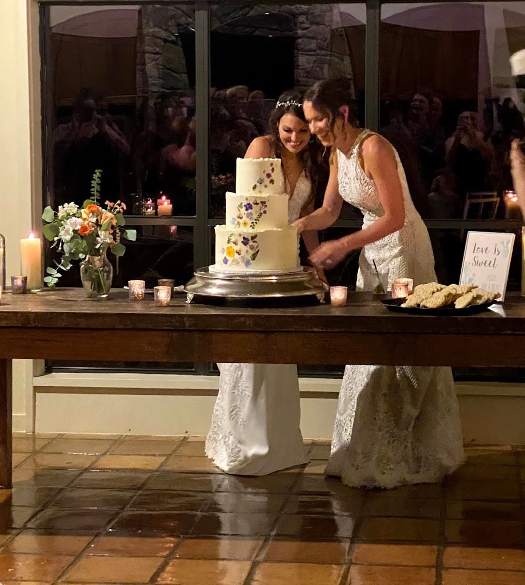 Wedding cake by Cakes by Vivi