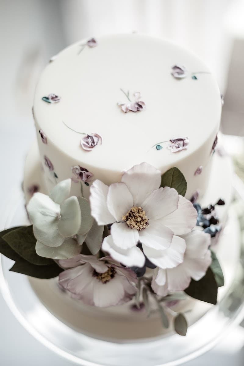 Wedding cake by Holly Ann Cake Design
