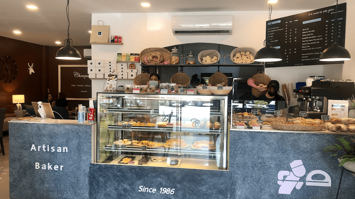 Wedding cake by Chouquette bakery and cafe