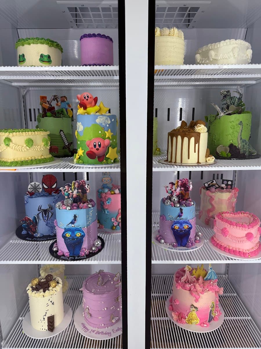 Wedding cake by 160 Degrees Cakes & Cupcakes Brisbane