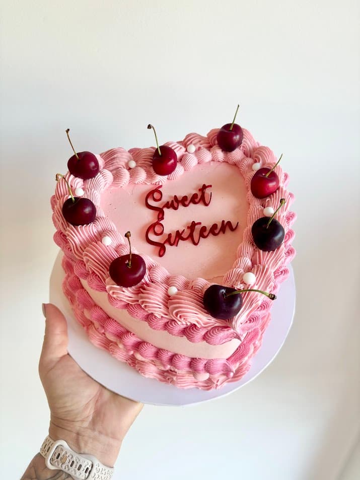 Wedding cake by Flour and Frost