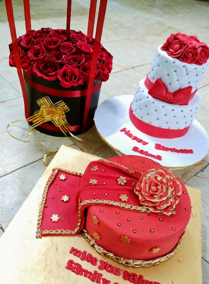 Wedding cake by Zainab cake and cupcakes