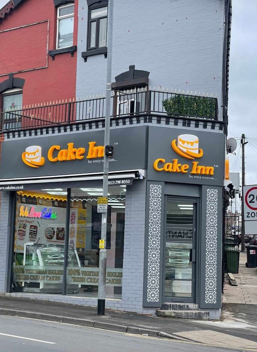 Wedding cake by Eggfree Cake Inn Leeds