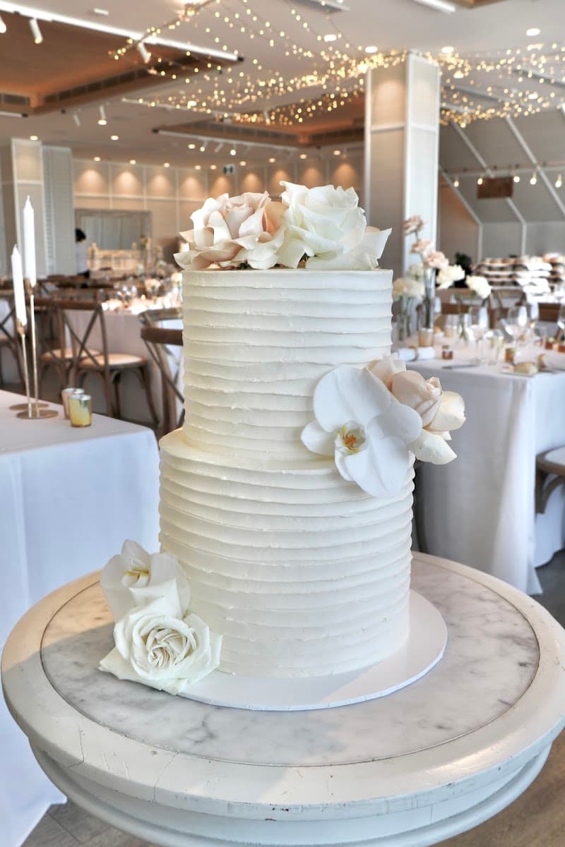 Wedding cake by Cakes by Claire.mc