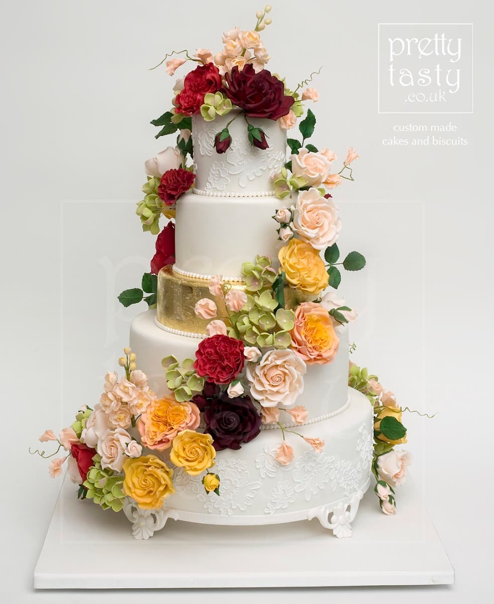 Wedding cake by Pretty Tasty