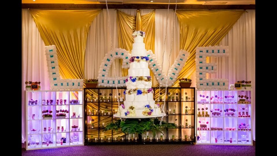 Wedding cake by Supreme Kakes & More