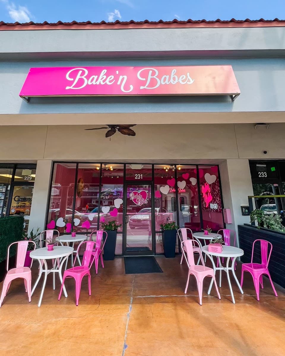 Wedding cake by Bake'n Babes To Go