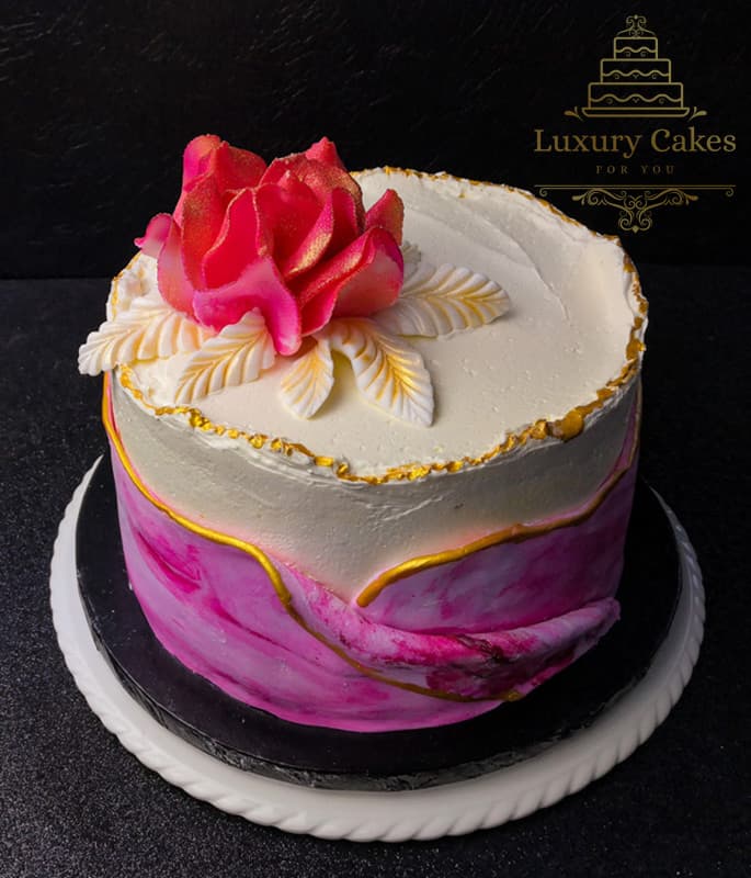 Wedding cake by Luxury Cakes 4 U - Cake Order Manchester
