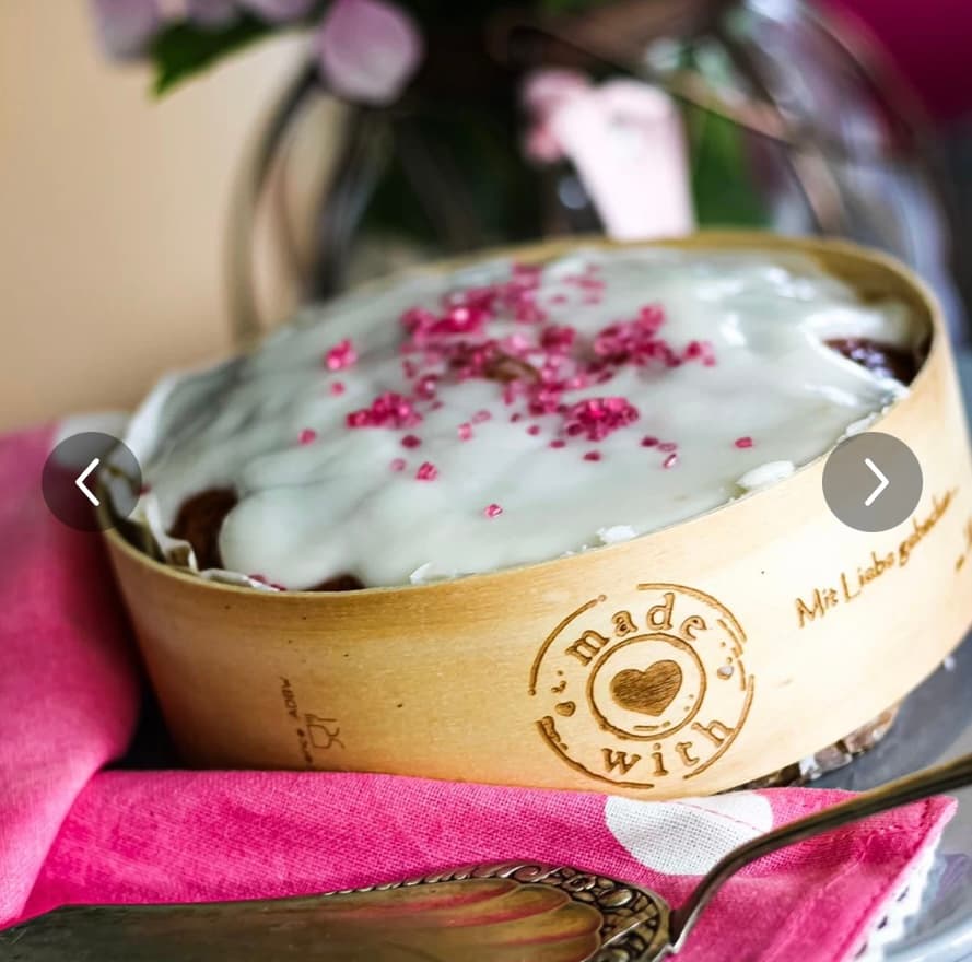Wedding cake by Fräulein Zuckersüß - Kuchenfreude per Post