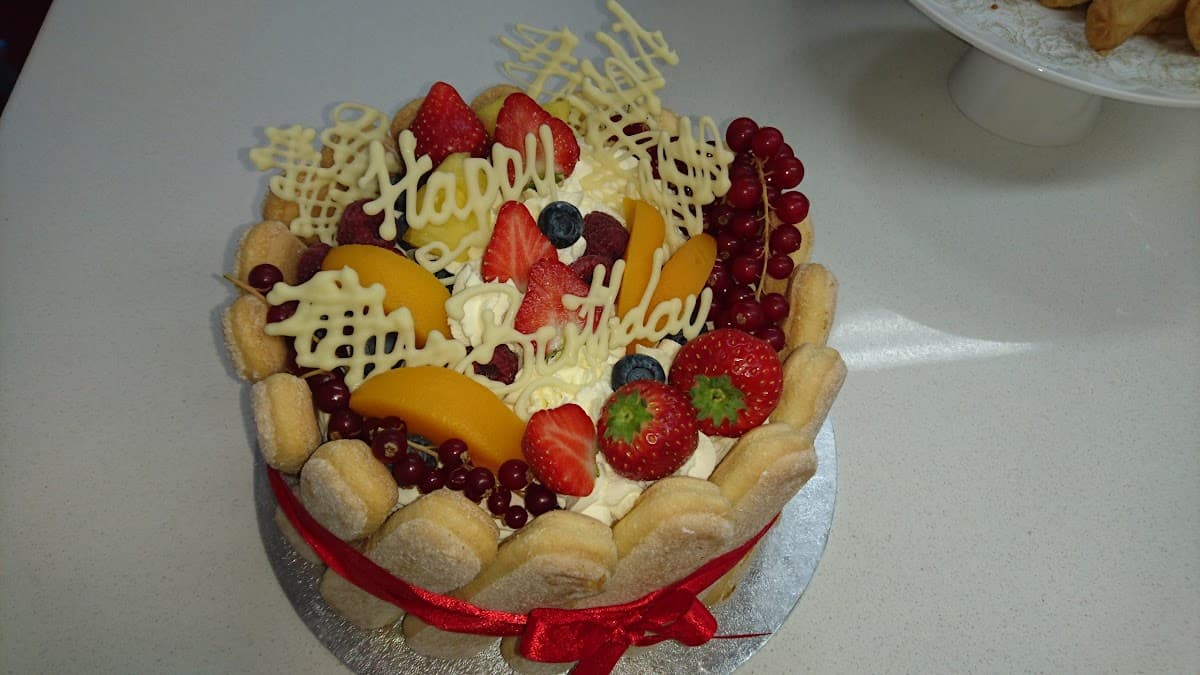 Wedding cake by Sakura