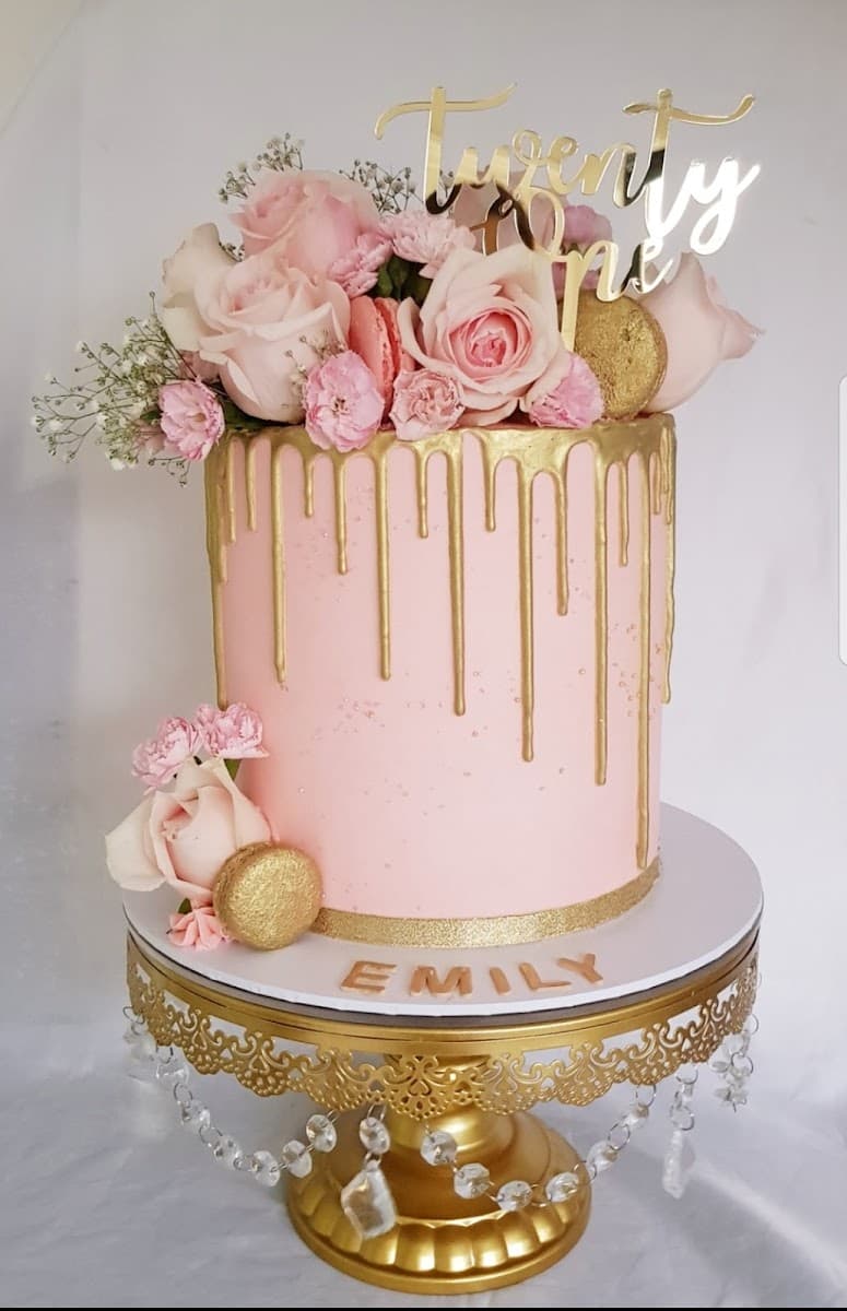 Wedding cake by Cake Spot Perth