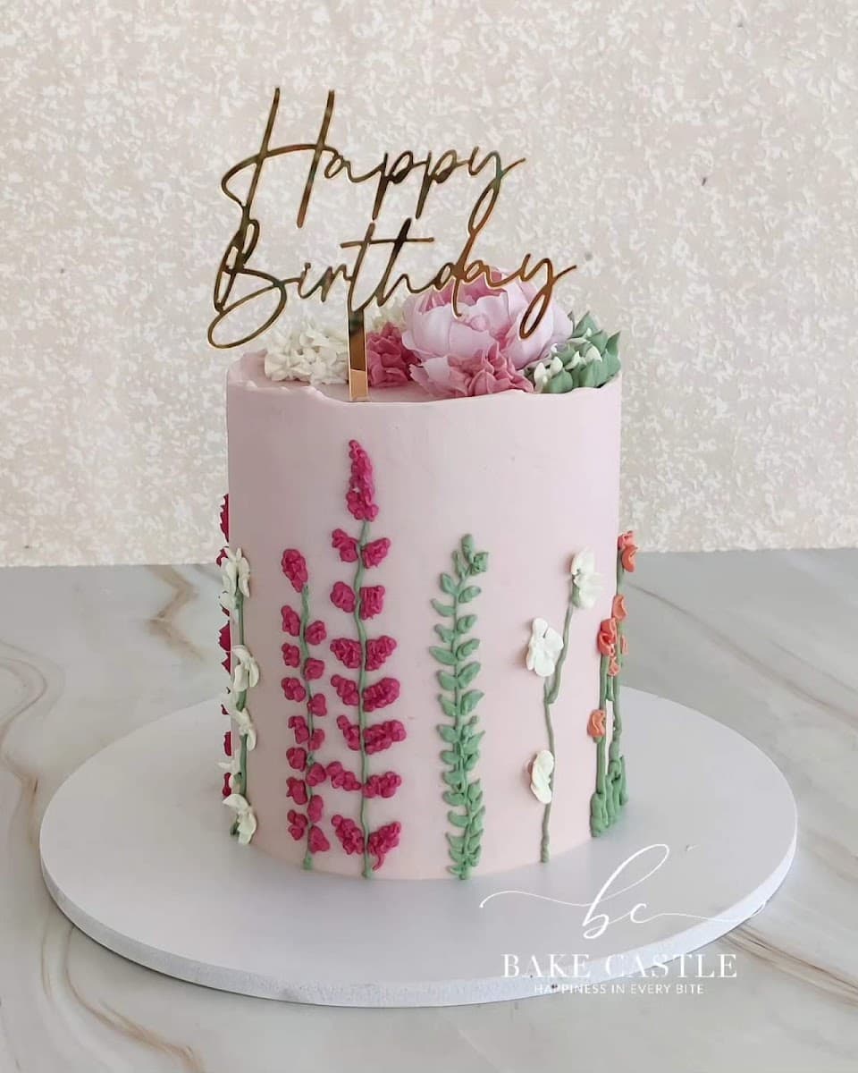 Wedding cake by Bake Castle - Home made cakes