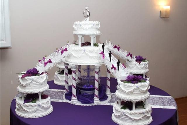 Wedding cake by Rosita's Cakes