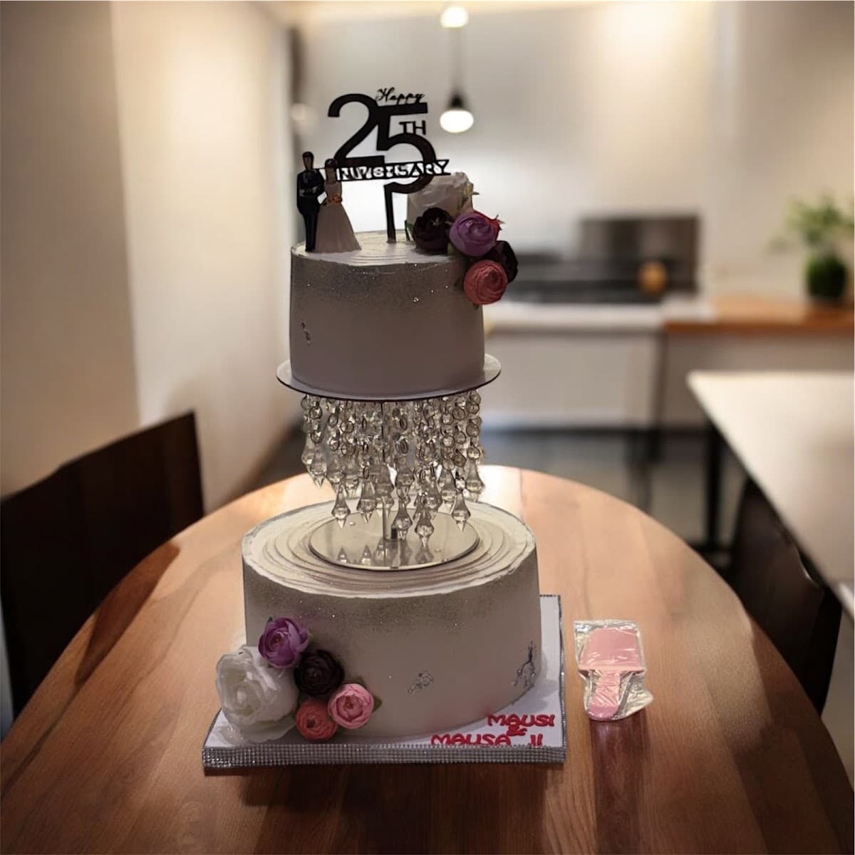 Wedding cake by Jasleen Cakery(Home Bakery)